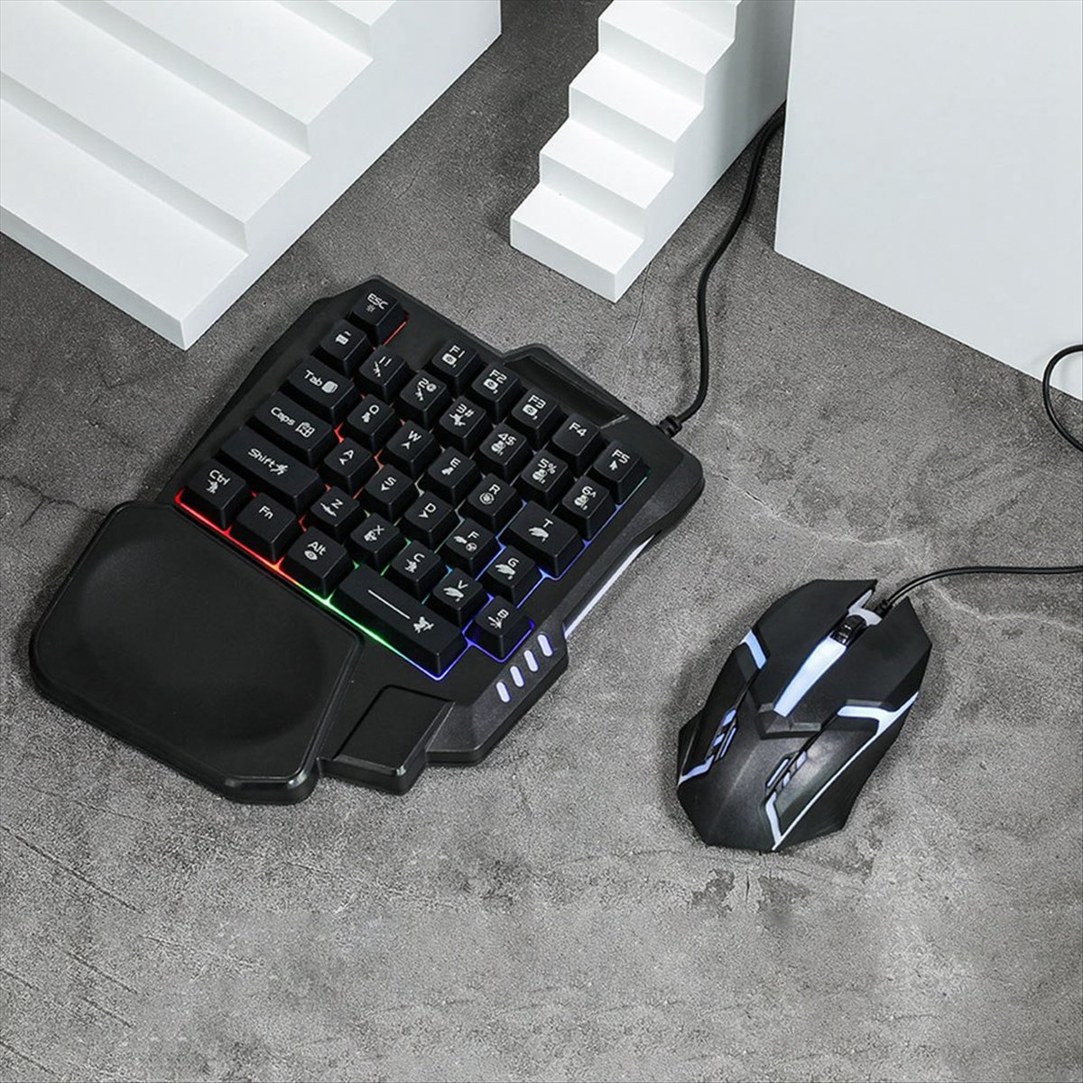 ★ ▲   Kit Combo 5 in 1 per Gio - Gaming Keyboard And Mouse Converter For Mobile recensione e prezzo